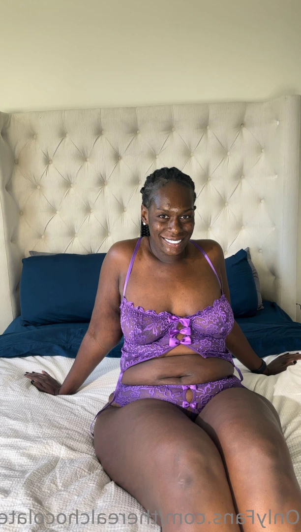 𝗖𝗛𝗘𝗖𝗞 𝗠𝗘𝗦𝗦𝗔𝗚𝗘𝗦 ! [ therealchocolateminnie ] Onlyfans leaked photo 5837916 on Hotleaks.tv