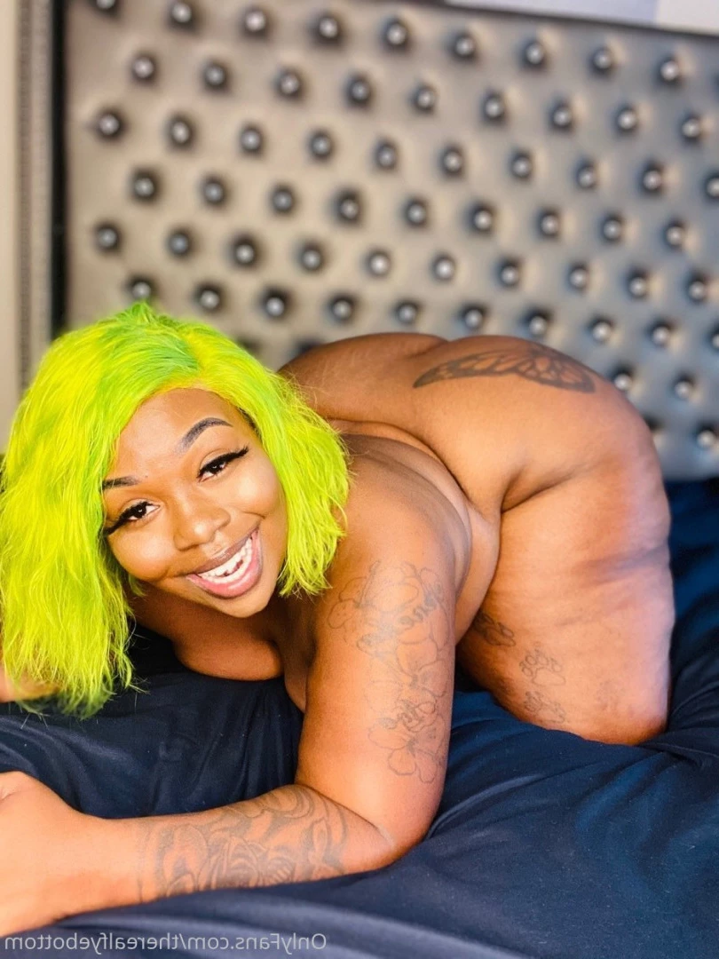 The real fyebottom [ therealfyebottom ] Onlyfans leaked photo 9132444 on Hotleaks.tv