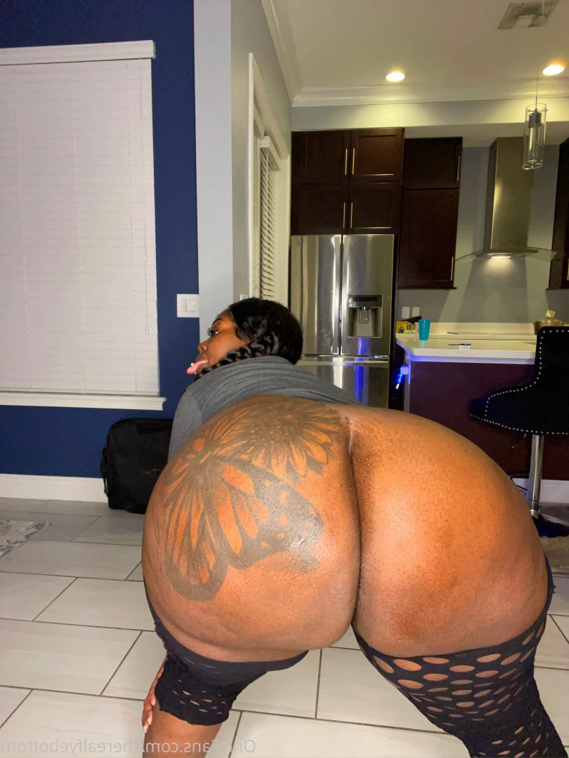 The real fyebottom [ therealfyebottom ] Onlyfans leaked photo 9132626 on Hotleaks.tv