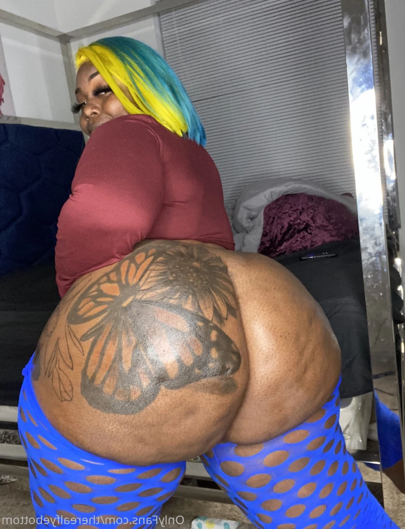 The real fyebottom [ therealfyebottom ] Onlyfans leaked photo 9132912 on Hotleaks.tv