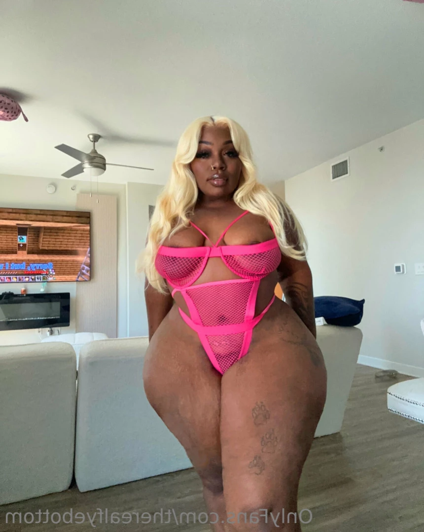 The real fyebottom [ therealfyebottom ] Onlyfans leaked photo 16252715 on Hotleaks.tv
