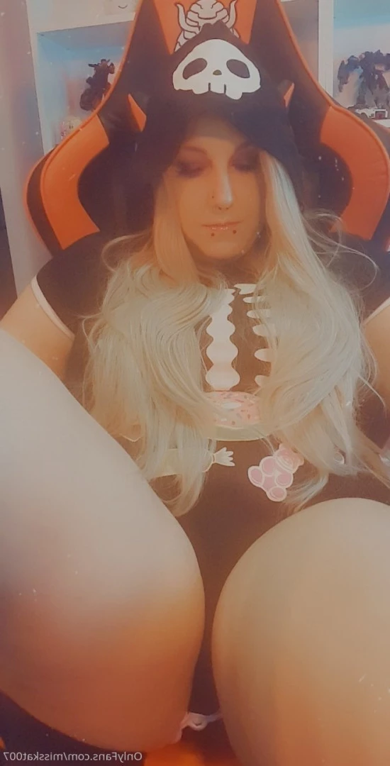 u87055824 [ kat54321 ] Onlyfans leaked photo 5876232 on Hotleaks.tv
