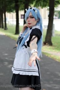 5647350