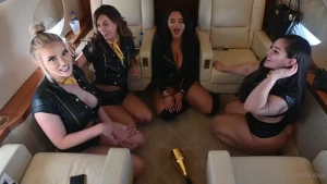 The Fan Bus [ fanbus ] Onlyfans leaked video 1390210 on Hotleaks.tv