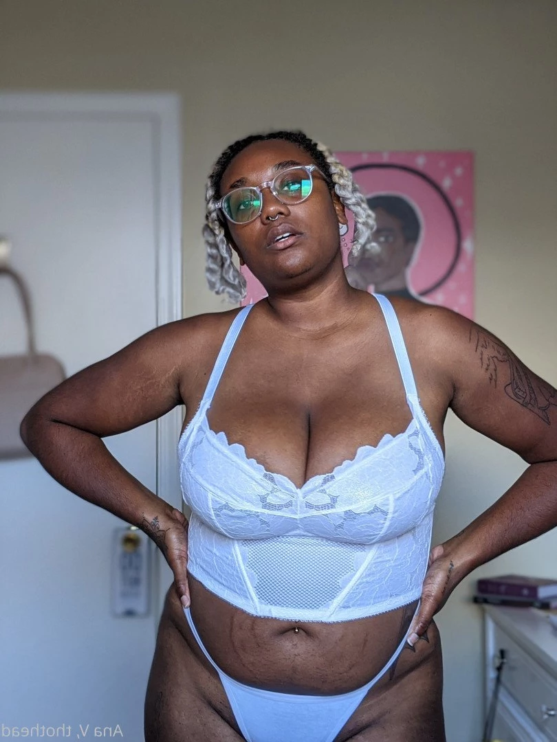 Ana V 👑 [ thothead ] Onlyfans leaked photo 2677729 on Hotleaks.tv