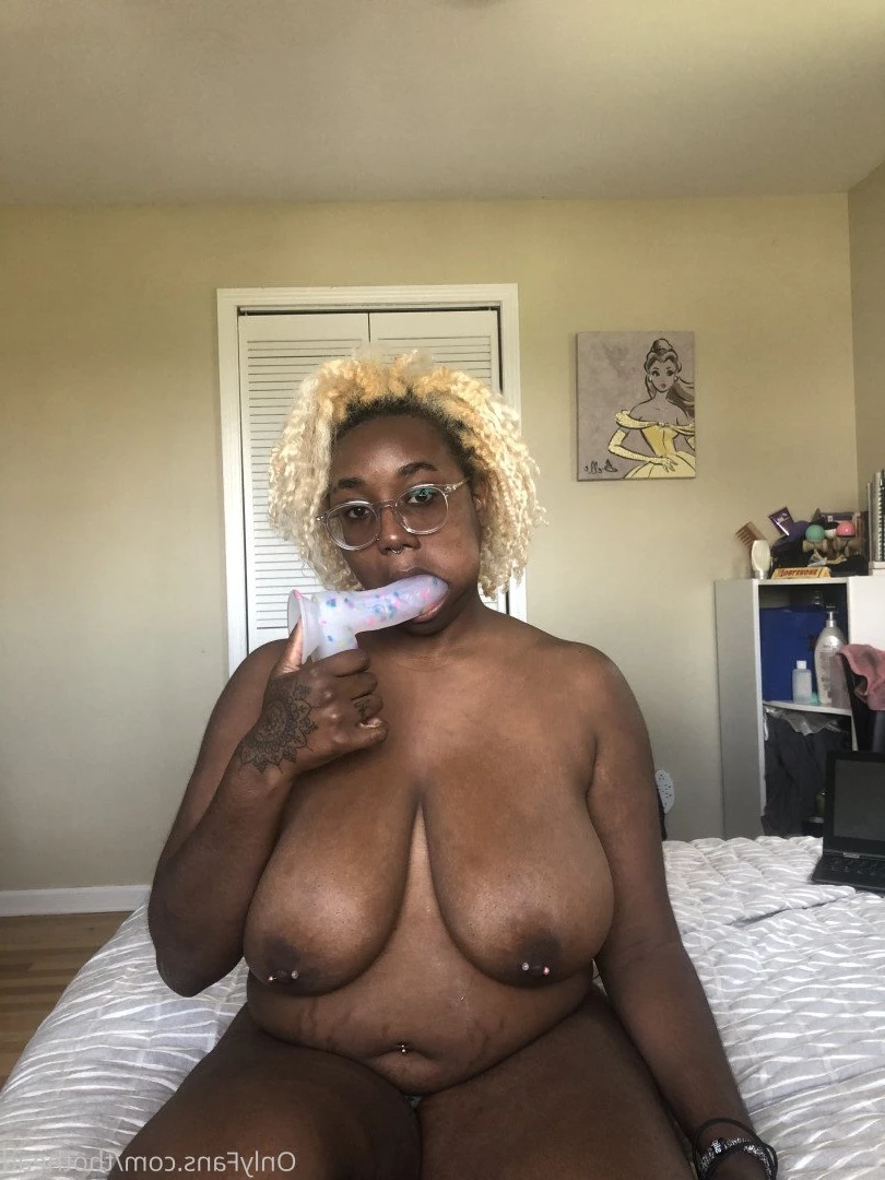 Ana V 👑 [ thothead ] Onlyfans leaked photo 2678997 on Hotleaks.tv