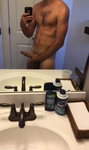 9334589