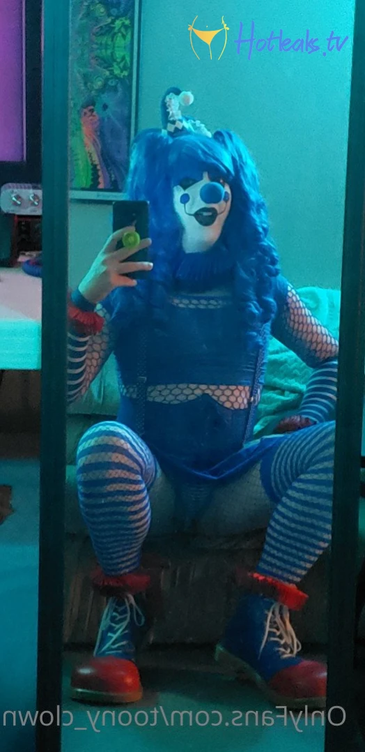 Trixy the Clown [ toony_clown ] Onlyfans leaked photo 2635905 on Hotleaks.tv