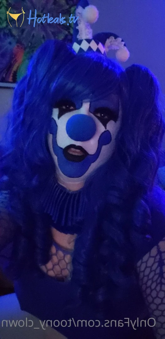 Trixy the Clown [ toony_clown ] Onlyfans leaked photo 2636138 on Hotleaks.tv