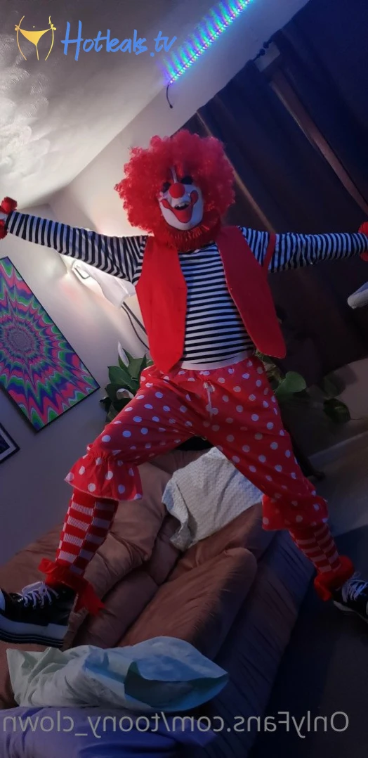 Trixy the Clown [ toony_clown ] Onlyfans leaked photo 2636550 on Hotleaks.tv