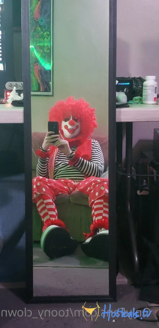 Trixy the Clown [ toony_clown ] Onlyfans leaked photo 2636637 on Hotleaks.tv