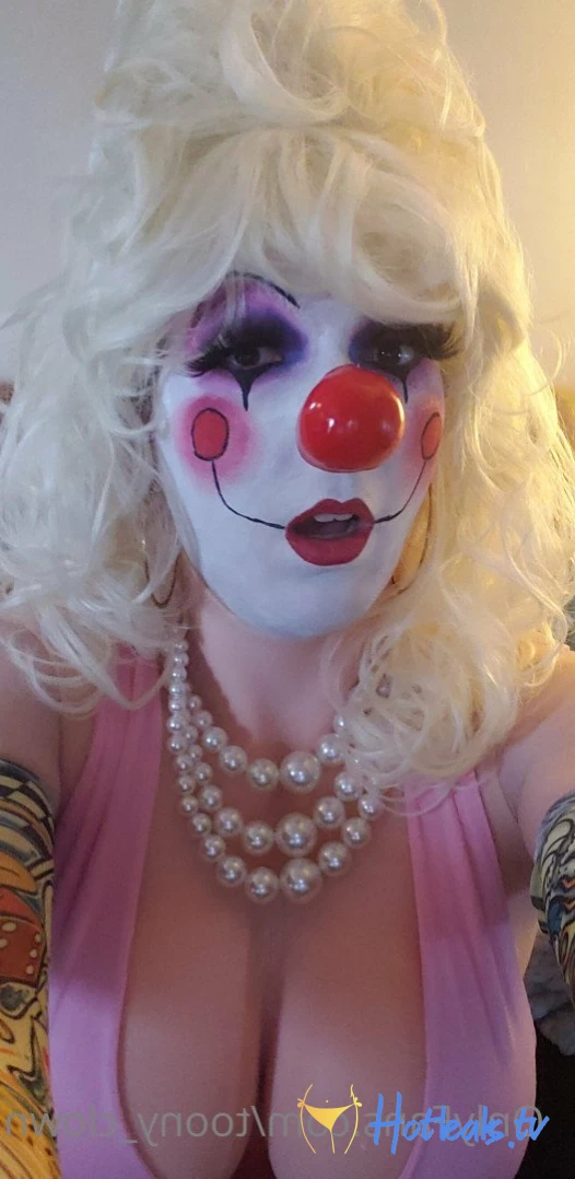 Trixy the Clown [ toony_clown ] Onlyfans leaked photo 2637178 on Hotleaks.tv