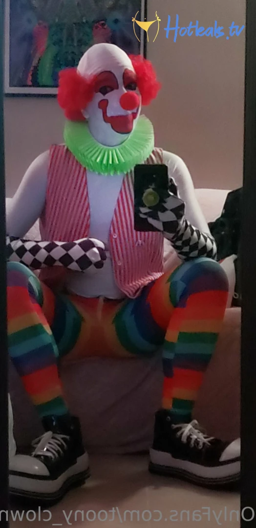 Trixy the Clown [ toony_clown ] Onlyfans leaked photo 7665585 on Hotleaks.tv