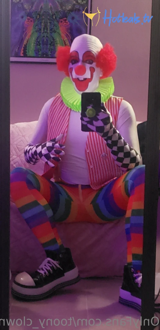 Trixy the Clown [ toony_clown ] Onlyfans leaked photo 7665621 on Hotleaks.tv