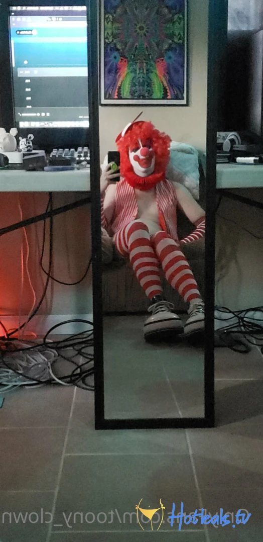 Trixy the Clown [ toony_clown ] Onlyfans leaked photo 7665668 on Hotleaks.tv