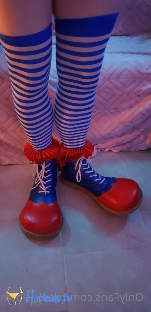 Trixy the Clown [ toony_clown ] Onlyfans leaked photo 7665838 on Hotleaks.tv