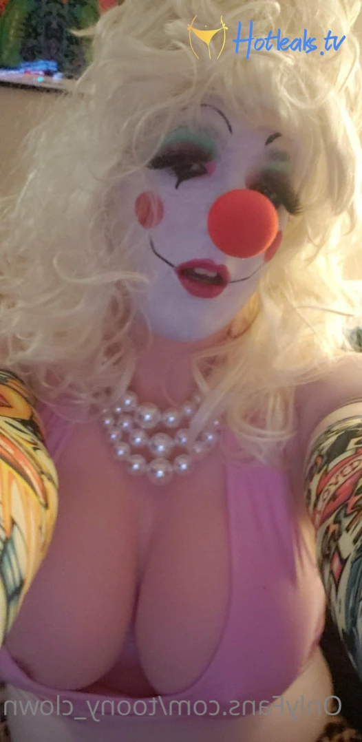 Trixy the Clown [ toony_clown ] Onlyfans leaked photo 7666034 on Hotleaks.tv