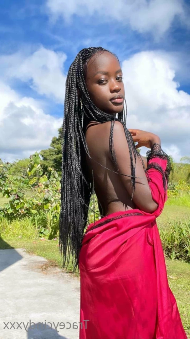 𝐘𝐎𝐔𝐑 𝐏𝐄𝐓𝐈𝐓𝐄 𝐆𝐅💝 [ traceycindyxxx ] Onlyfans leaked photo 12773354 on Hotleaks.tv