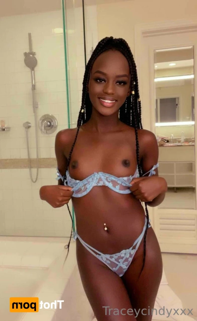 𝐘𝐎𝐔𝐑 𝐏𝐄𝐓𝐈𝐓𝐄 𝐆𝐅💝 [ traceycindyxxx ] Onlyfans leaked photo 12773557 on Hotleaks.tv