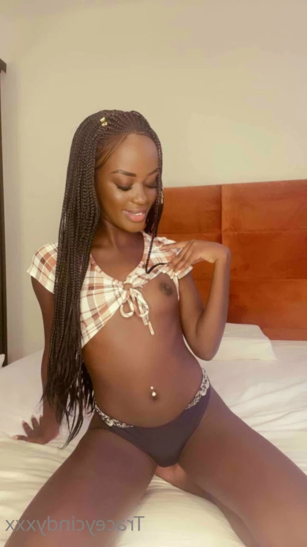 𝐘𝐎𝐔𝐑 𝐏𝐄𝐓𝐈𝐓𝐄 𝐆𝐅💝 [ traceycindyxxx ] Onlyfans leaked photo 12986337 on Hotleaks.tv