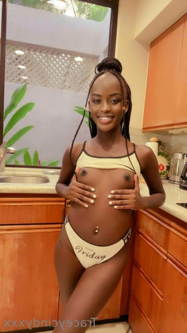 𝐘𝐎𝐔𝐑 𝐏𝐄𝐓𝐈𝐓𝐄 𝐆𝐅💝 [ traceycindyxxx ] Onlyfans leaked photo 13043159 on Hotleaks.tv