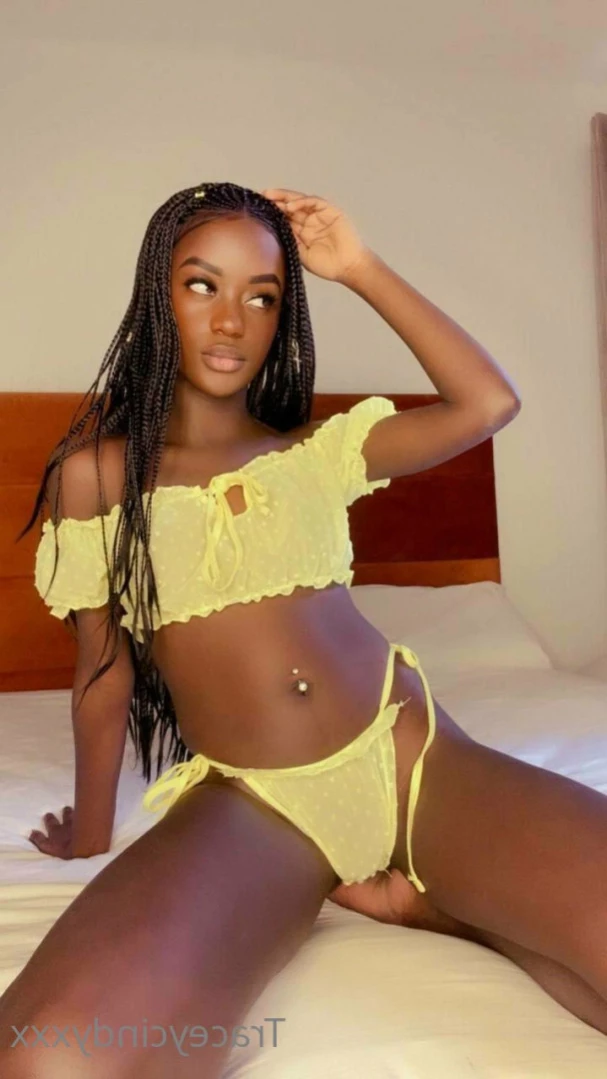 𝐘𝐎𝐔𝐑 𝐏𝐄𝐓𝐈𝐓𝐄 𝐆𝐅💝 [ traceycindyxxx ] Onlyfans leaked photo 13658009 on Hotleaks.tv
