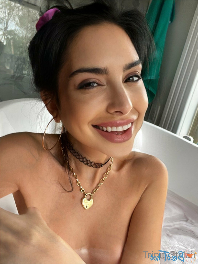 trinitystclair Onlyfans leaked photo 16728334 on Hotleaks.tv