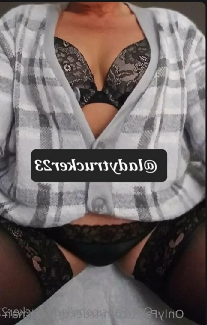 TRUCK DRIVING MAN [ truckdrivingman ] Onlyfans leaked photo 11566076 on Hotleaks.tv