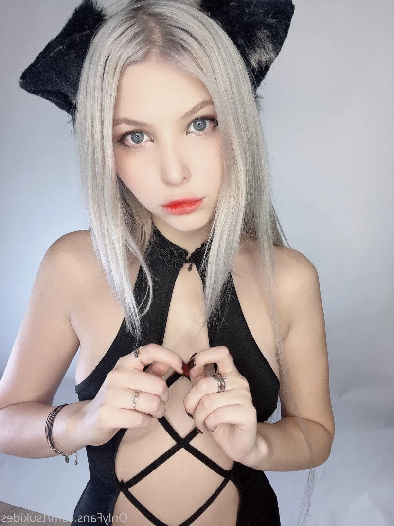 Tsuki Desu [ tsukides ] Onlyfans leaked photo 2700730 on Hotleaks.tv