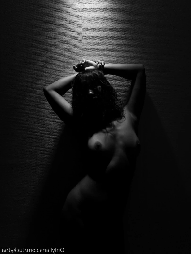 ❀ 𝗧𝗨𝗖𝗞𝗬 𝗧𝗛𝗔𝗜 ❀ [ tuckythai ] Onlyfans leaked photo 12776458 on Hotleaks.tv