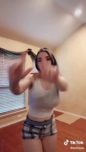 Lyss [ fe4rlyss ] Onlyfans leaked video 1390690 on Hotleaks.tv