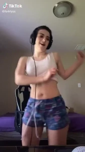 Lyss [ fe4rlyss ] Onlyfans leaked video 1390759 on Hotleaks.tv