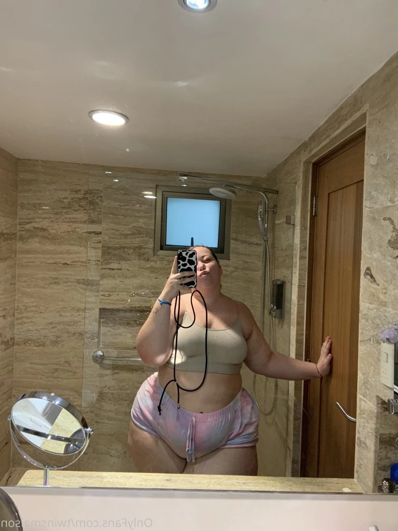 ROCIO &amp; LUCÍA MAISON [ twinsmaison ] Onlyfans leaked photo 2891499 on Hotleaks.tv
