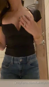 Txkitty69 Marie 💕 [ txkitty69 ] Onlyfans leaked video 13880245 on Hotleaks.tv