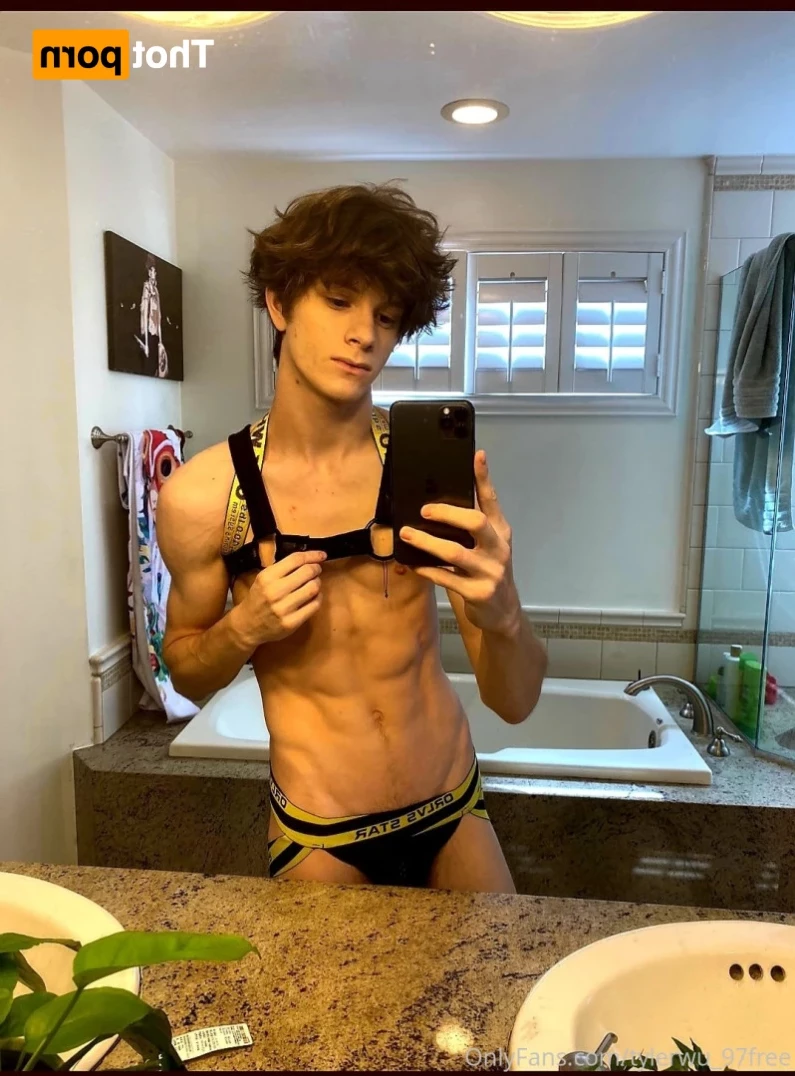 Tyler Wu | Free page woooo [ tylerwu_97free ] Onlyfans leaked photo 12740848 on Hotleaks.tv