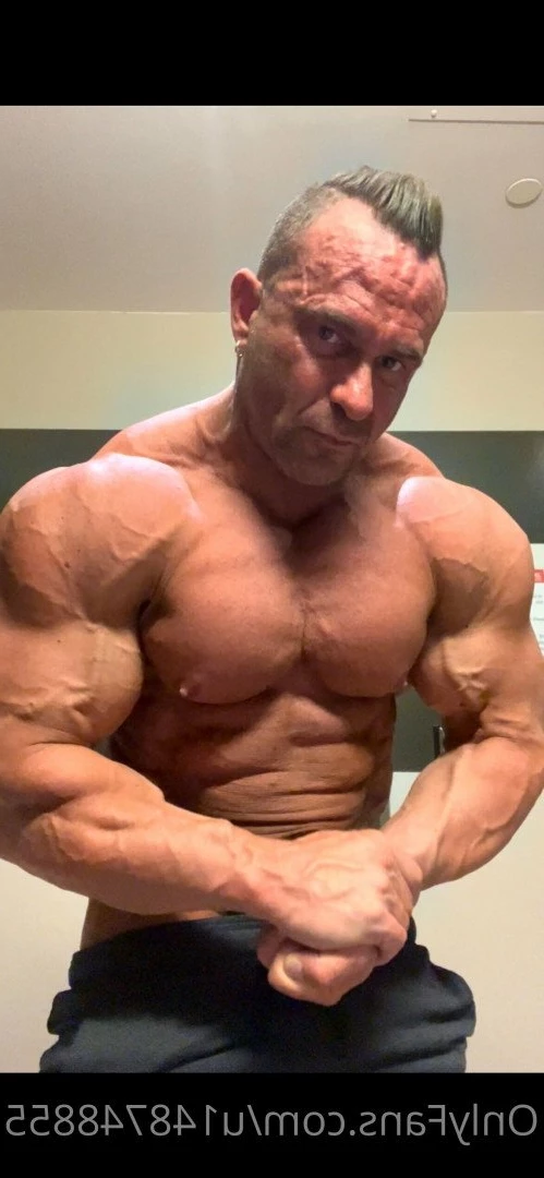 MuscleRich [ u148748855 ] Onlyfans leaked photo 2604427 on Hotleaks.tv