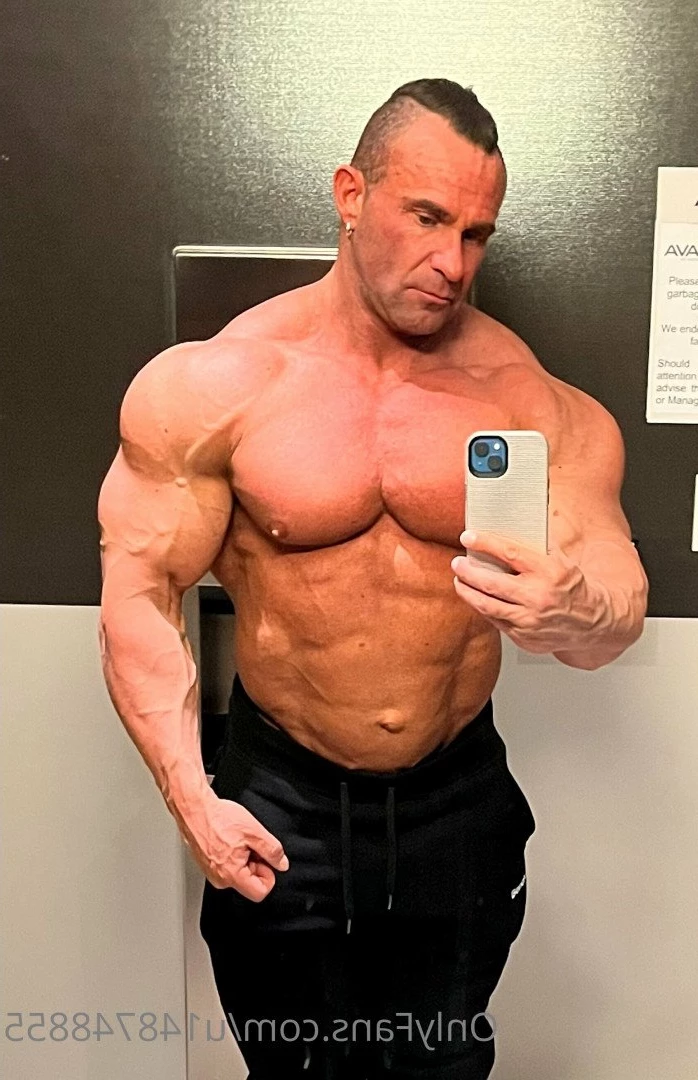 MuscleRich [ u148748855 ] Onlyfans leaked photo 2604438 on Hotleaks.tv