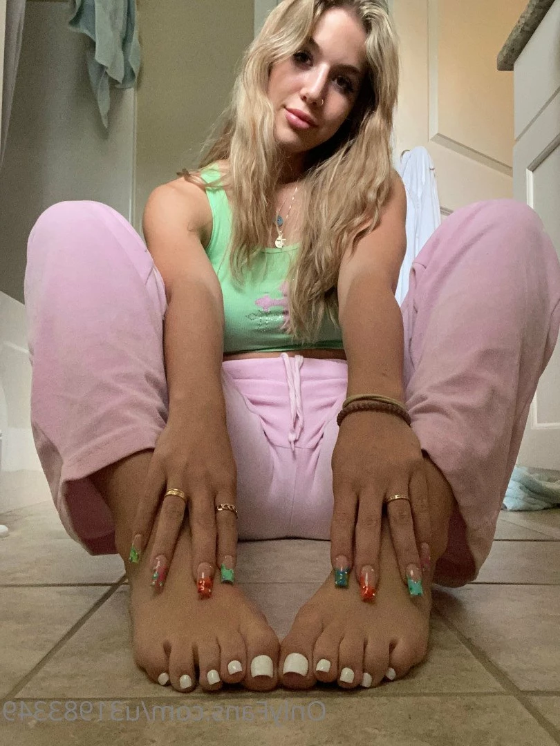 Mary Grace [ u31983349 ] Onlyfans leaked photo 2887858 on Hotleaks.tv