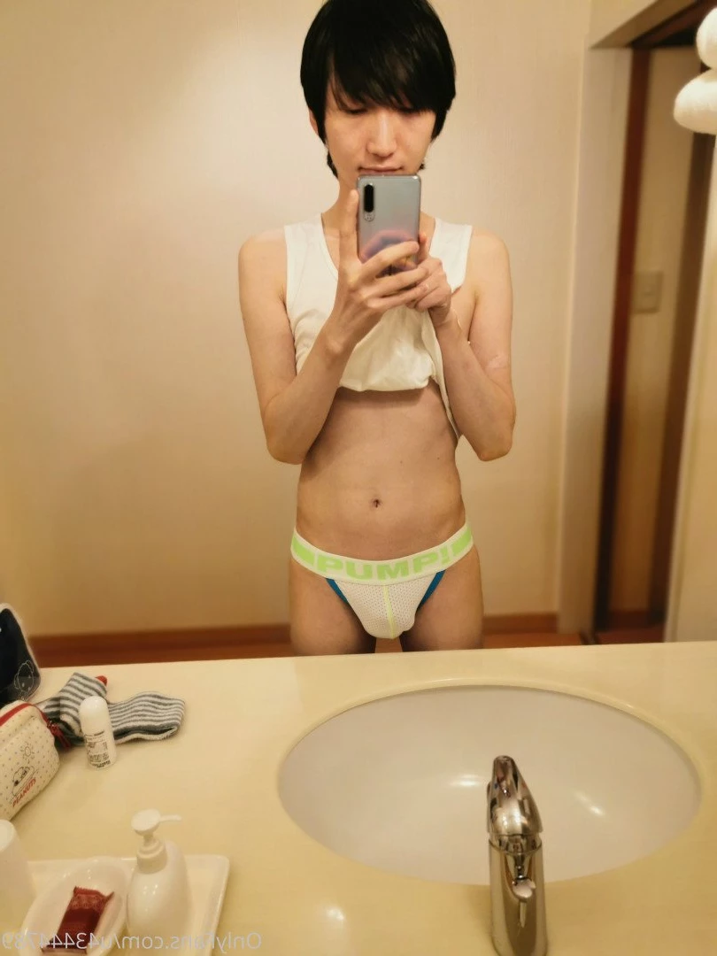 少年S [ u43444789 ] Onlyfans leaked photo 2642199 on Hotleaks.tv