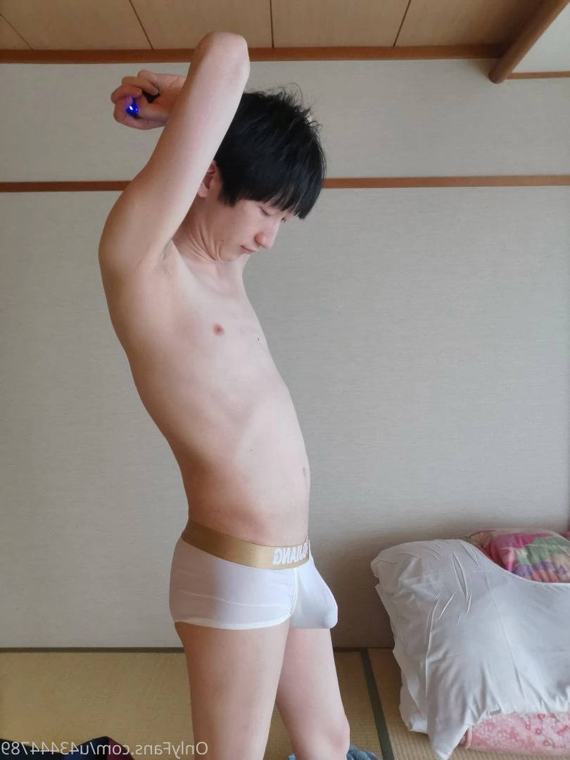 少年S [ u43444789 ] Onlyfans leaked photo 2644666 on Hotleaks.tv