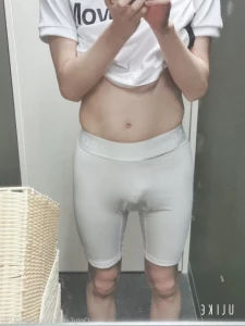 2645568