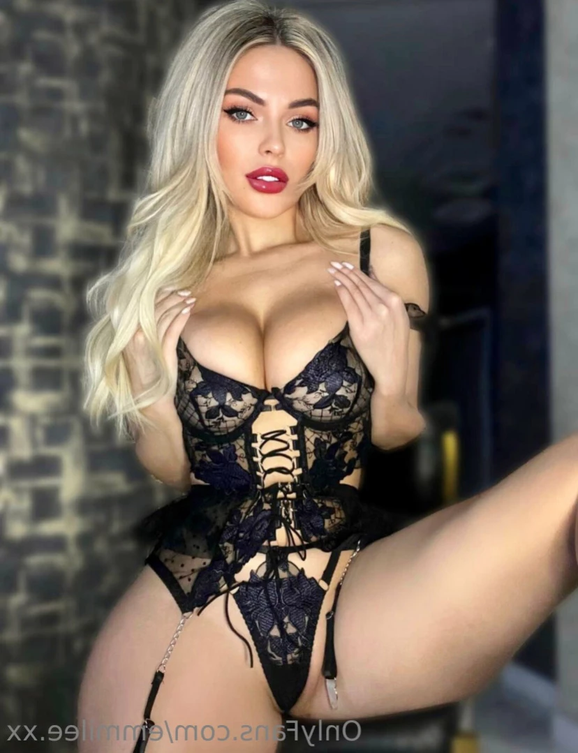 🍑﻿🍑﻿Emily🍑﻿🍑﻿ [ emmilee.xx ] Onlyfans leaked photo 14292000 on Hotleaks.tv