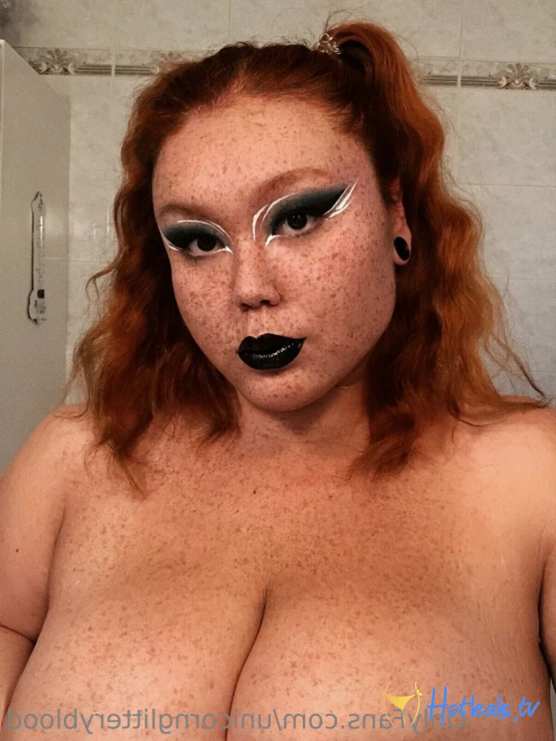 unicornglitteryblood Onlyfans leaked photo 12705625 on Hotleaks.tv