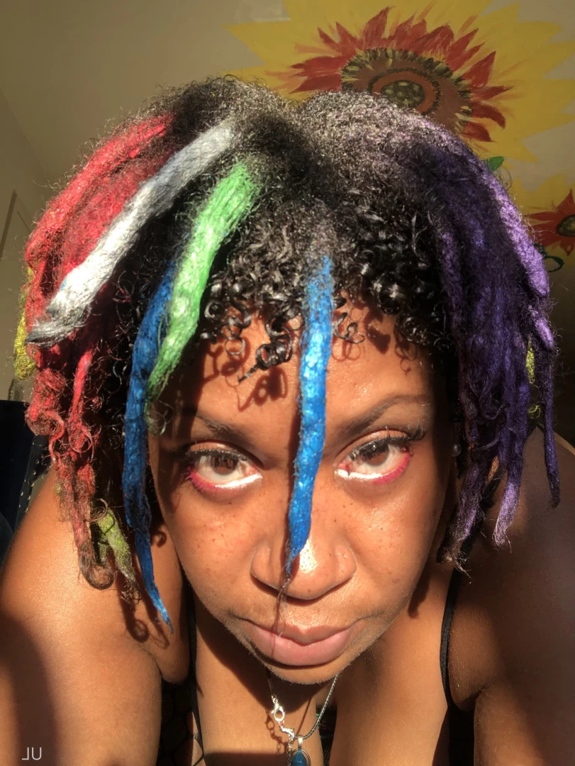 universallovvvve🎨🌻 [ universallovvvve ] Onlyfans leaked photo 7665459 on Hotleaks.tv