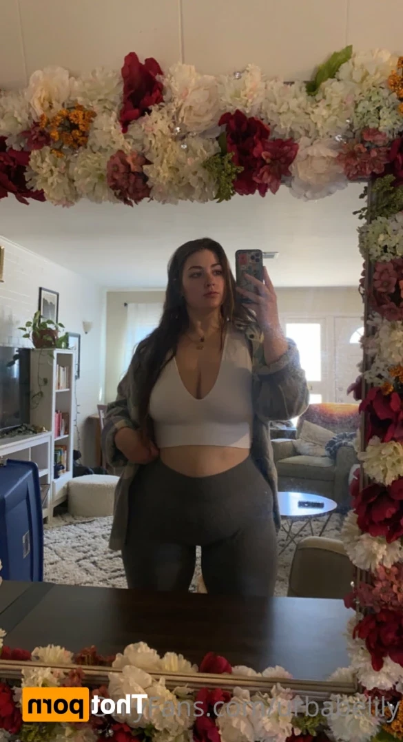Lily 🍑 [ urbabelily ] Onlyfans leaked photo 12705438 on Hotleaks.tv