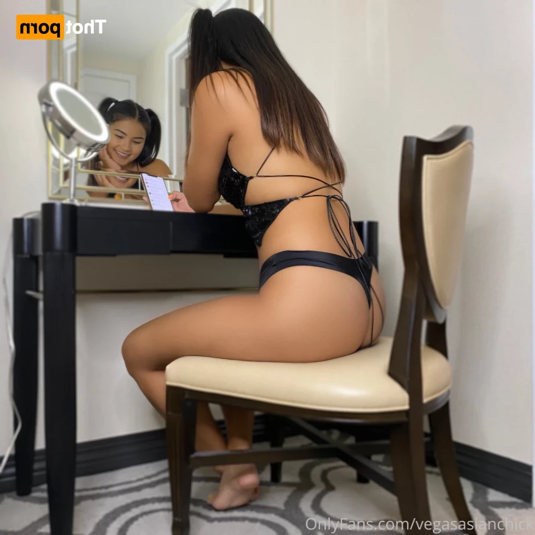 vegasasianchick Onlyfans leaked photo 12715495 on Hotleaks.tv