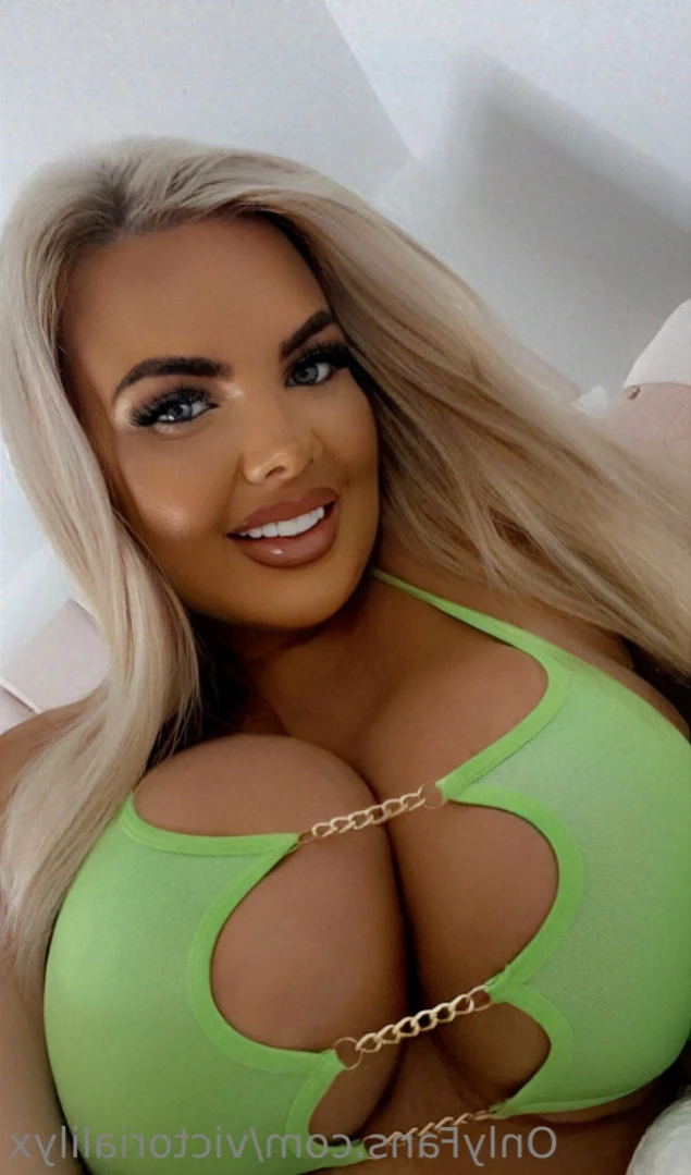 VICTORIA 💦💦 SEXTING RIGHT NOW 😈😈💦💦 [ victorialilyx ] Onlyfans leaked photo 12736655 on Hotleaks.tv
