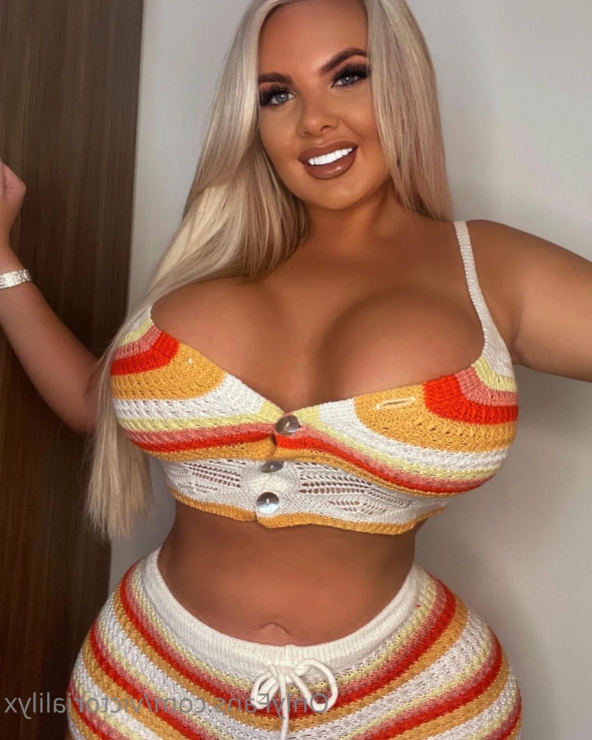 VICTORIA 💦💦 SEXTING RIGHT NOW 😈😈💦💦 [ victorialilyx ] Onlyfans leaked photo 14210572 on Hotleaks.tv