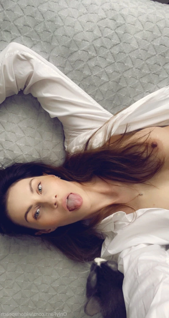 💚𝗬𝗢𝗨𝗥 𝗦𝗟𝗨𝗧𝗧𝗬 𝗚𝗜𝗥𝗟 𝗡𝗘𝗫𝗧 𝗗𝗢𝗢𝗥💚 [ viktoriapeach ] Onlyfans leaked photo 10300175 on Hotleaks.tv