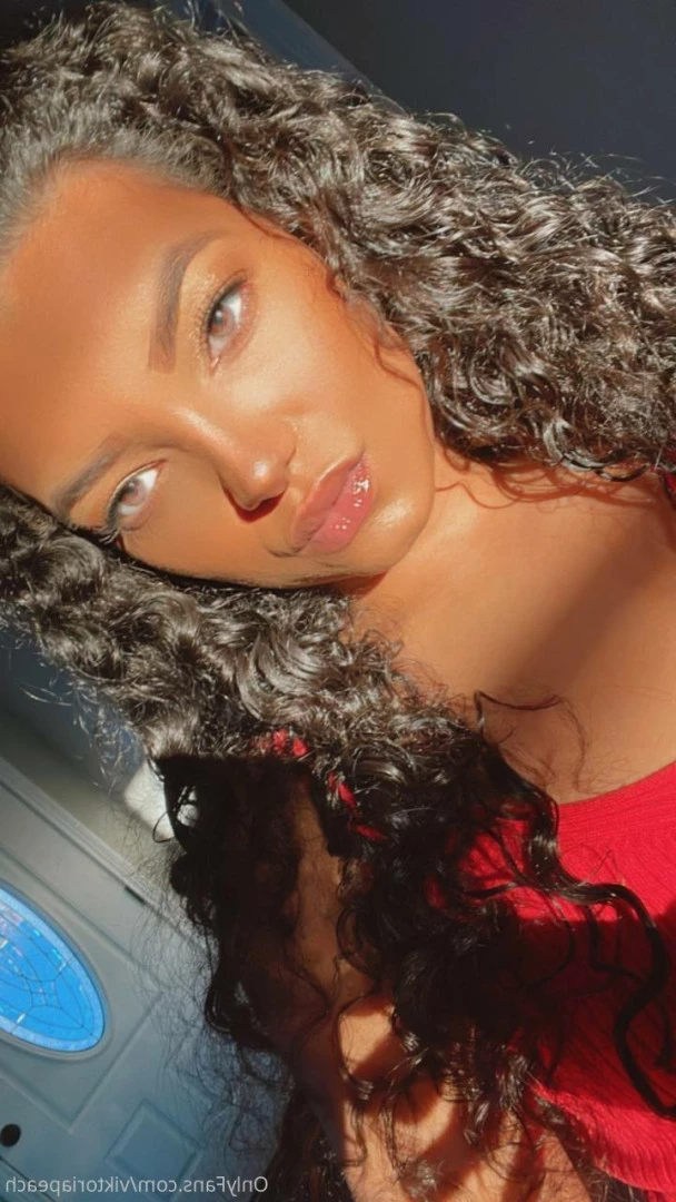 💚𝗬𝗢𝗨𝗥 𝗦𝗟𝗨𝗧𝗧𝗬 𝗚𝗜𝗥𝗟 𝗡𝗘𝗫𝗧 𝗗𝗢𝗢𝗥💚 [ viktoriapeach ] Onlyfans leaked photo 10304776 on Hotleaks.tv